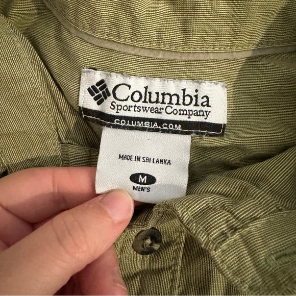 🔴 Columbia Medium Green Shirt - Picture 5 of 6
